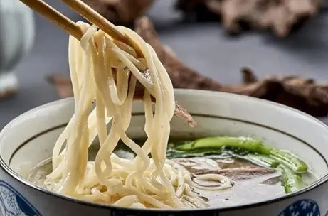 手工拉麵做法