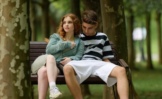 女友不理我应对