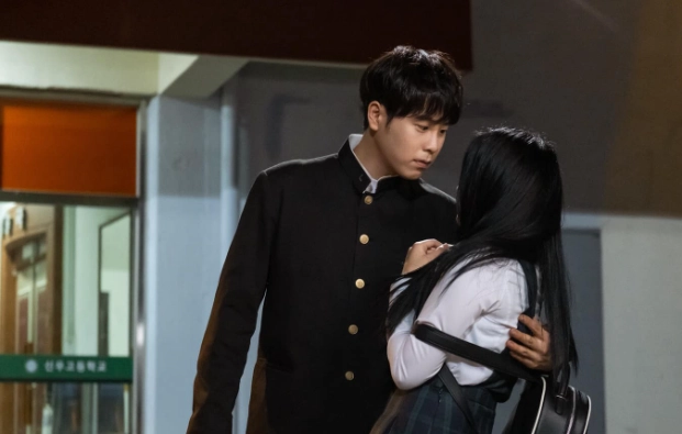 如何知道獅子男對你有興趣 如何知道獅子男對你有興趣