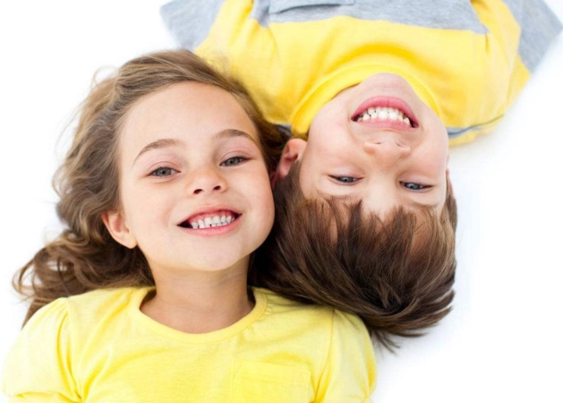 雙子女朋友生氣