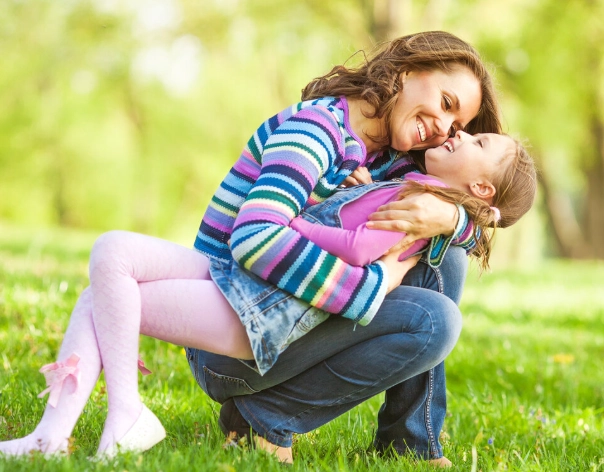 雙子女朋友生氣