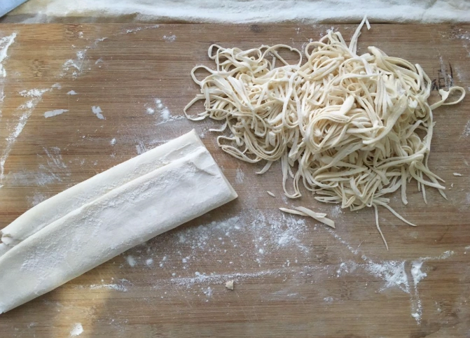 手擀麵條食譜