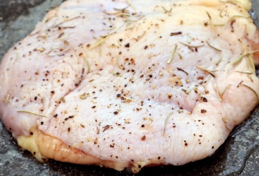 無骨雞腿肉營養