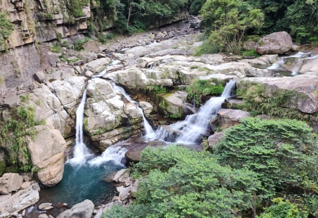 神仙谷瀑布旅遊