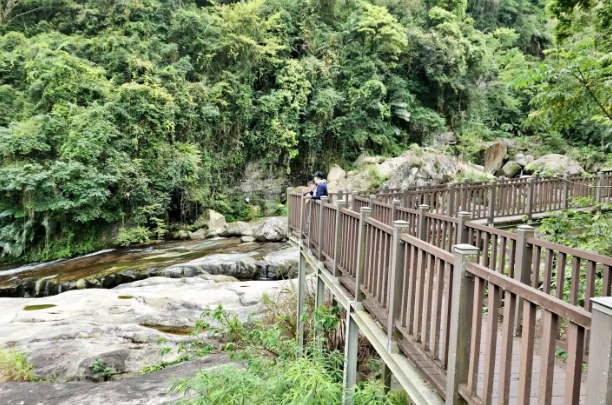 神仙谷接駁車預約