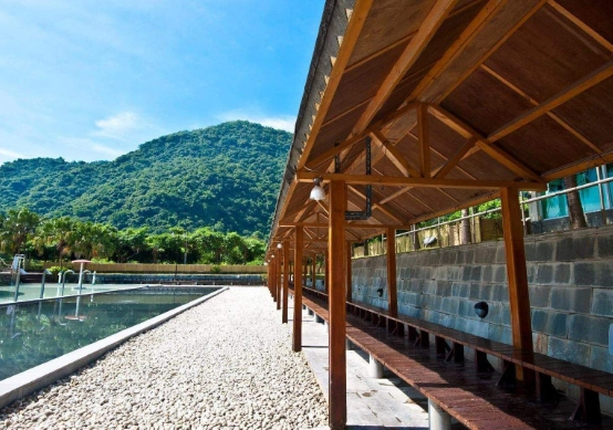 知本溫泉湯屋比較