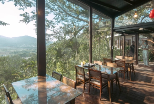 日月潭高級餐廳