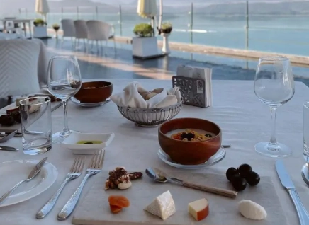 日月潭景觀餐廳