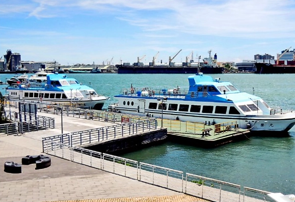 駁二藝術特區交通