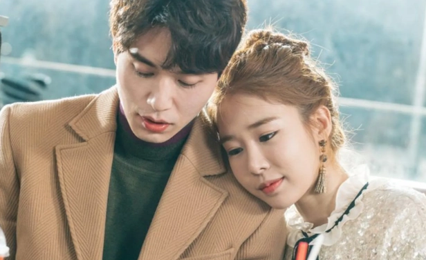 雙子女暗戀表現