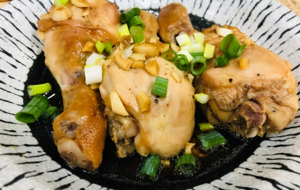 蒜蓉蒸雞腿